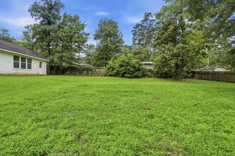10793 Royal Magnolia Drive Conroe TX 77303