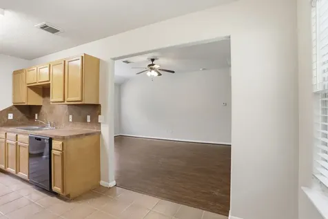 10793 Royal Magnolia Drive Conroe TX 77303