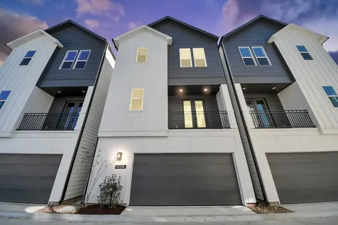 1102 Mansfield Street A Houston TX 77091