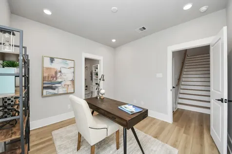 1102 Mansfield Street A Houston TX 77091