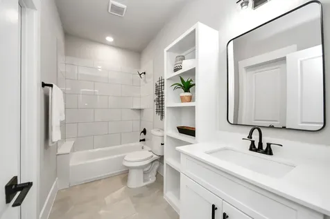 1102 Mansfield Street A Houston TX 77091