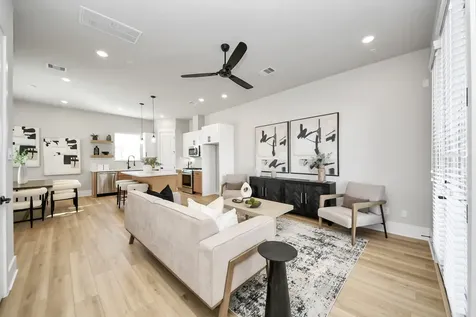 1102 Mansfield Street A Houston TX 77091