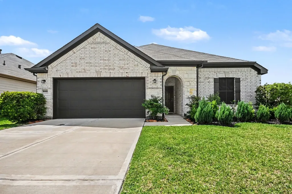 2022 Rebel Way Alvin TX 77511