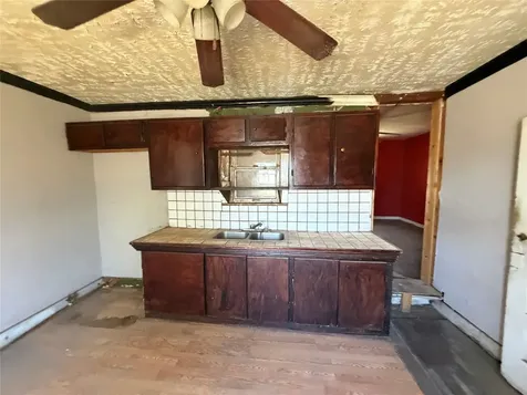 425 N Dwight Street Pampa TX 79065