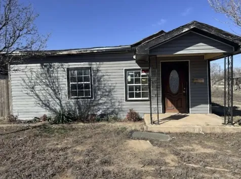 425 N Dwight Street Pampa TX 79065