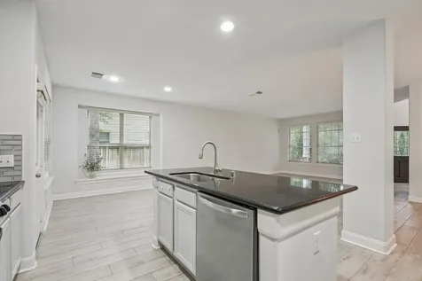 90 Panterra Way The Woodlands TX 77382