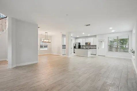 90 Panterra Way The Woodlands TX 77382