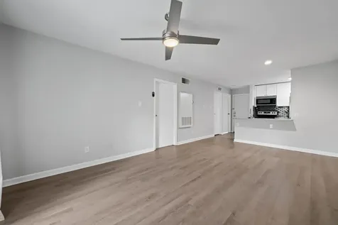 13151 Walden Road 188 Montgomery TX 77356