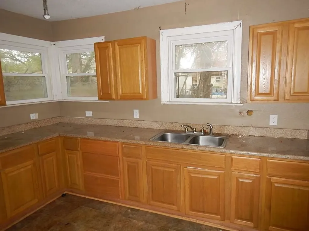 248 Avant Lane Port Arthur TX 77642