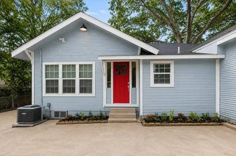603 Crockett Street Brenham TX 77833