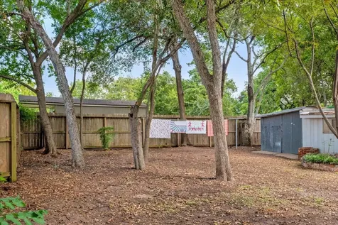 603 Crockett Street Brenham TX 77833
