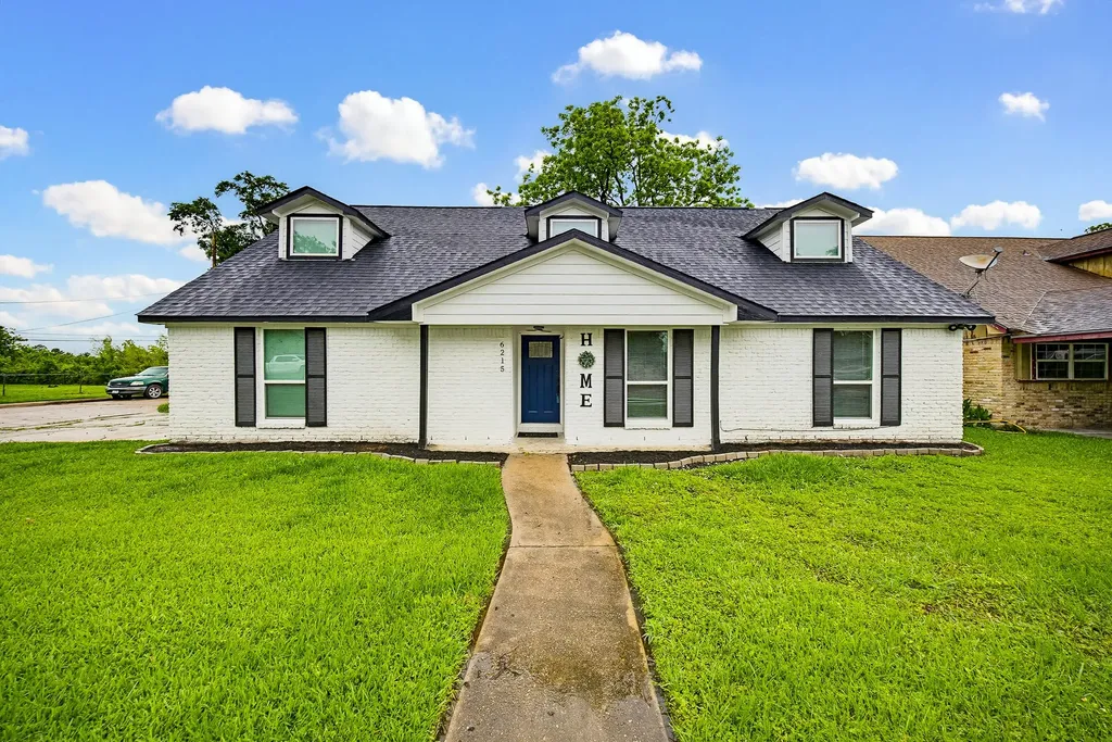 6215 Great Oaks Drive Houston TX 77050