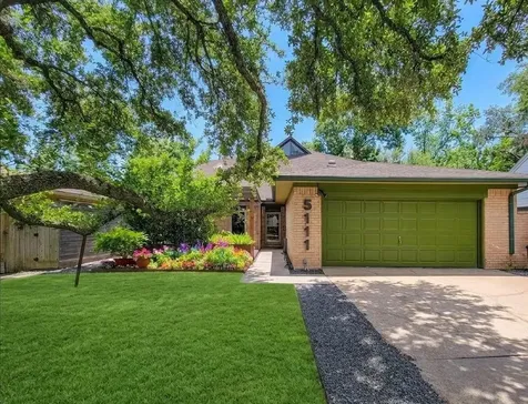 5111 Linden Street Bellaire TX 77401