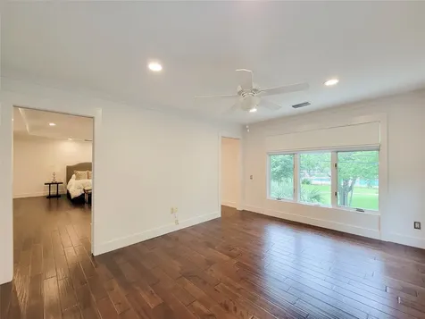 5111 Linden Street Bellaire TX 77401