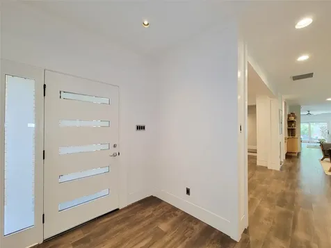 5111 Linden Street Bellaire TX 77401