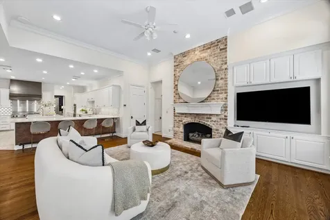 223 Heritage Oaks Lane Houston TX 77024