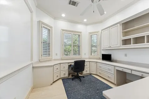 223 Heritage Oaks Lane Houston TX 77024