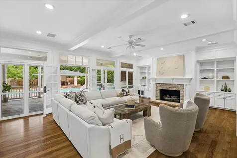 223 Heritage Oaks Lane Houston TX 77024