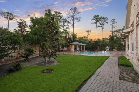223 Heritage Oaks Lane Houston TX 77024