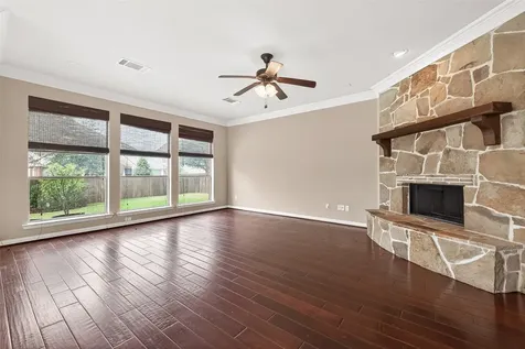 35 Woodmoor Place Magnolia TX 77354