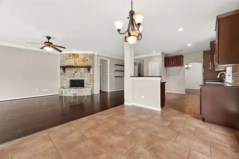 35 Woodmoor Place Magnolia TX 77354