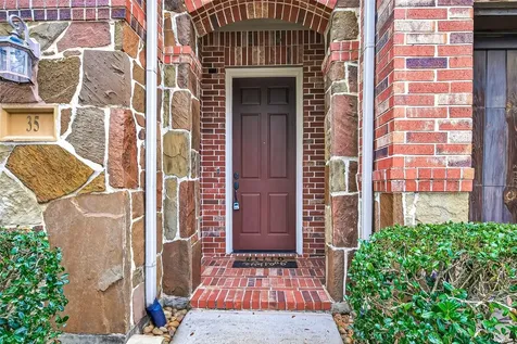 35 Woodmoor Place Magnolia TX 77354