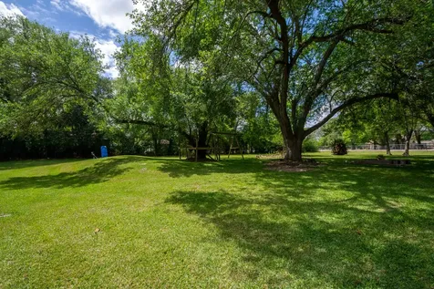 6811 Cemetary Road Manvel TX 77578
