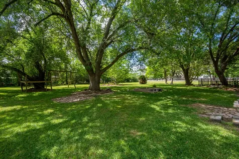 6811 Cemetary Road Manvel TX 77578