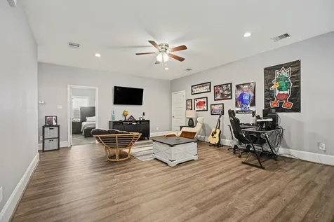4118 Landon Lane Baytown TX 77523
