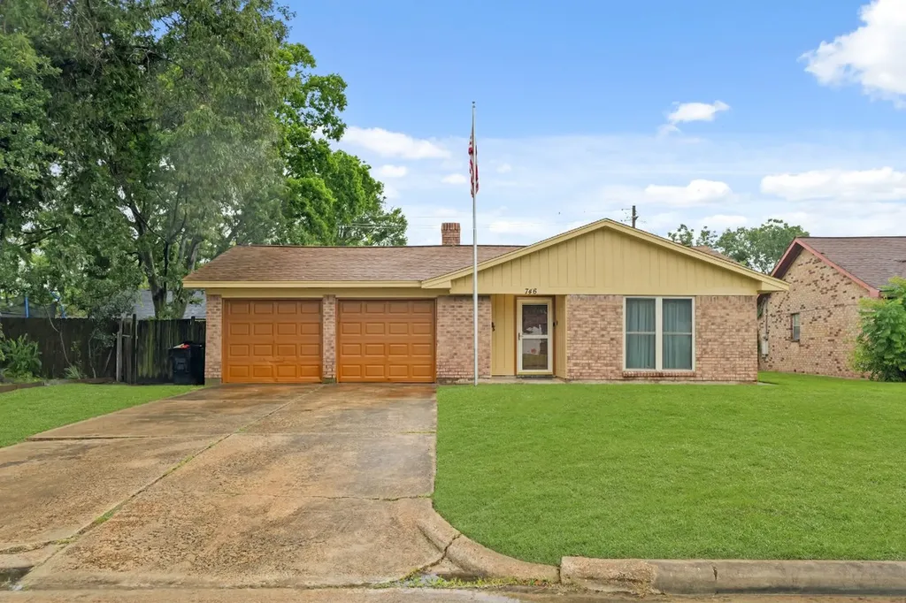 746 Fawn Drive Houston TX 77015