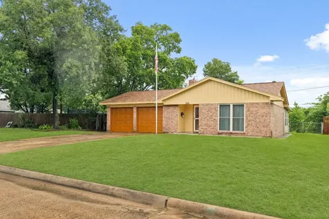 746 Fawn Drive Houston TX 77015