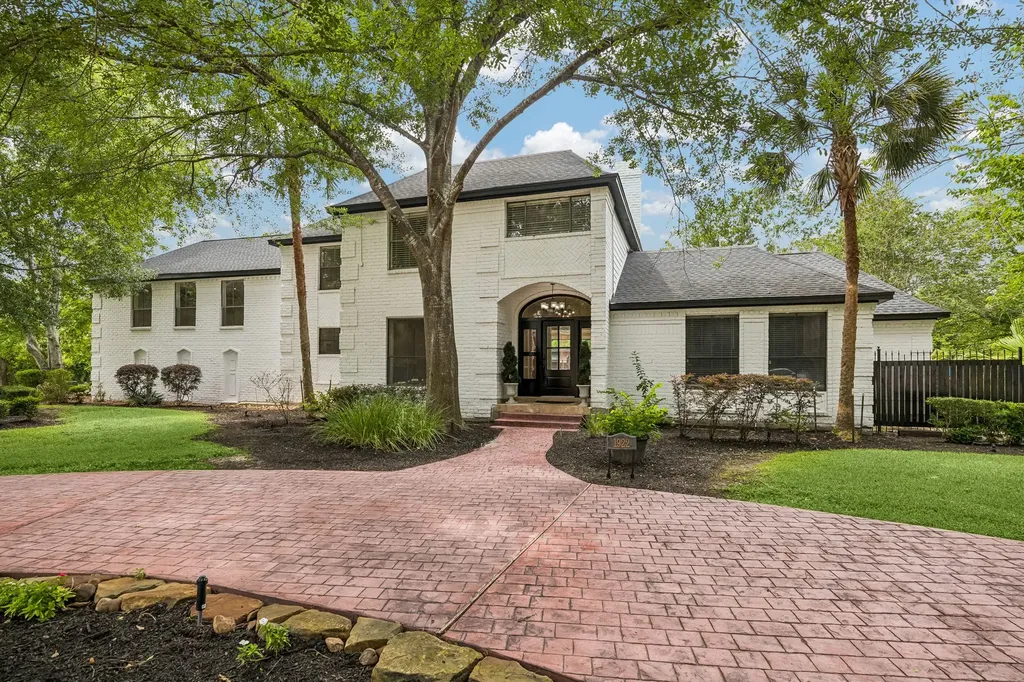 1922 Grand Valley Drive Houston TX 77090
