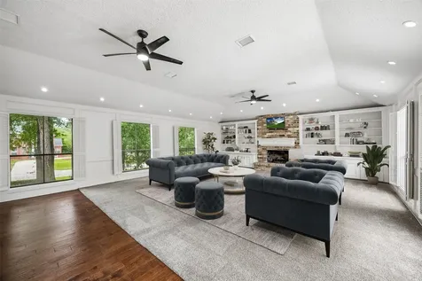1922 Grand Valley Drive Houston TX 77090
