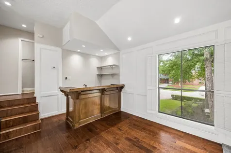 1922 Grand Valley Drive Houston TX 77090