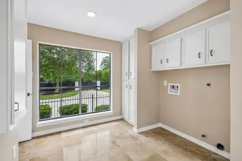 1922 Grand Valley Drive Houston TX 77090