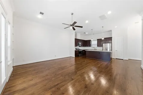 960 W 24th Street Houston TX 77008