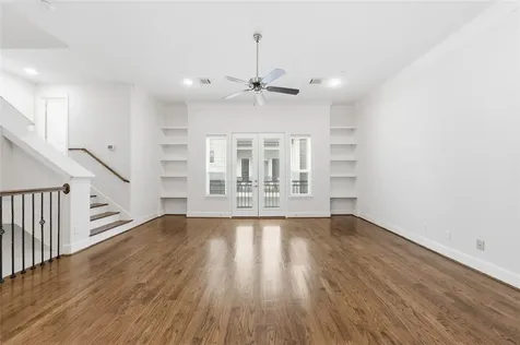 960 W 24th Street Houston TX 77008