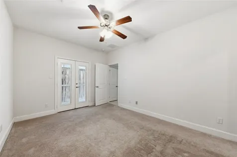 960 W 24th Street Houston TX 77008