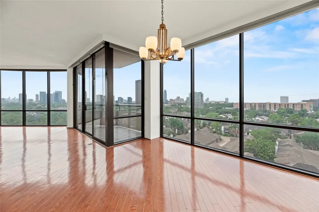 1111 Bering Drive 1001 Houston TX 77057