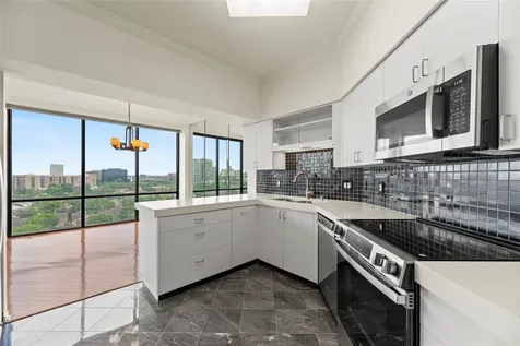 1111 Bering Drive 1001 Houston TX 77057