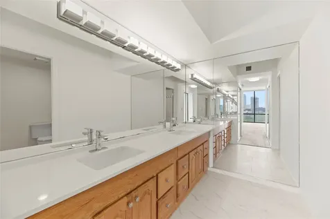 1111 Bering Drive 1001 Houston TX 77057