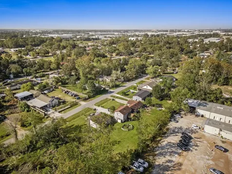 5741 Schutz Street Houston TX 77032