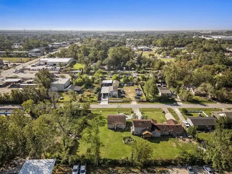 5741 Schutz Street Houston TX 77032