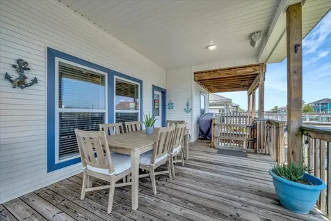 28 Dolphin Street Bayou Vista TX 77563