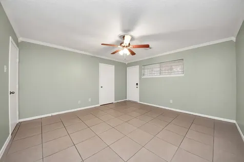 44 Tri Oaks Lane 44 Houston TX 77043