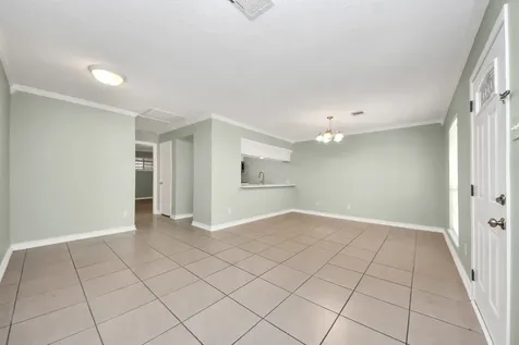 44 Tri Oaks Lane 44 Houston TX 77043