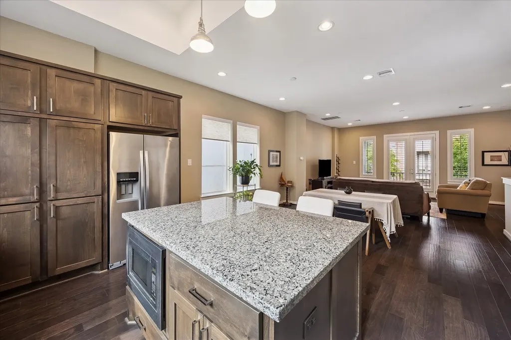 1917 Shearn Street Houston TX 77007