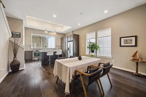 1917 Shearn Street Houston TX 77007