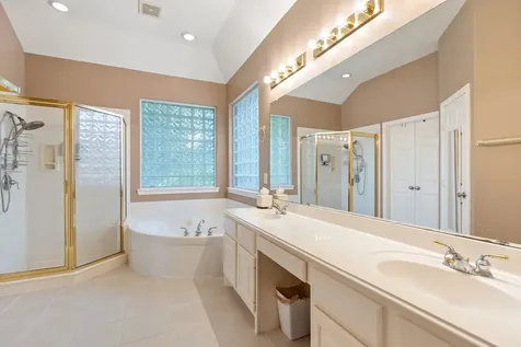 8419 Laurel Trace Houston TX 77040