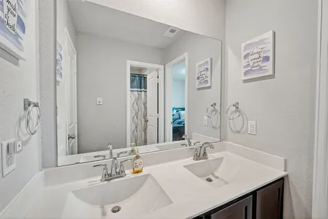 23310 Zinfandel Drive Alvin TX 77511